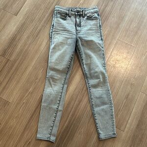 Good American Grey Black Acid Wash Good Legs Ankle Crop size 4 / 27